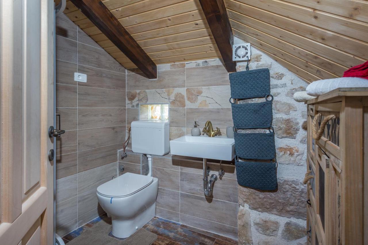 Kuca Za Odmor Joko I Jeka Villa Bogatić Buitenkant foto
