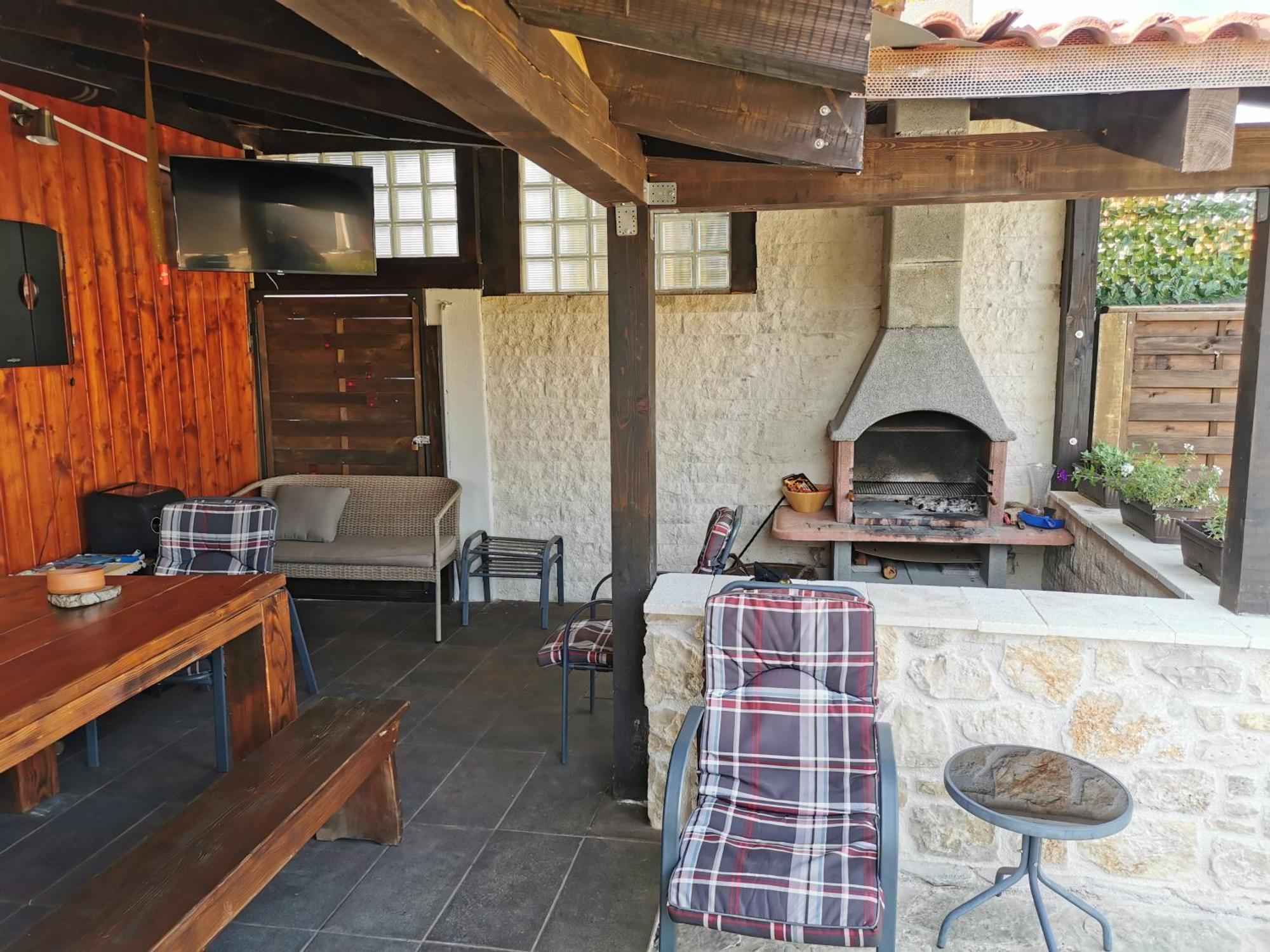 Kuca Za Odmor Joko I Jeka Villa Bogatić Buitenkant foto